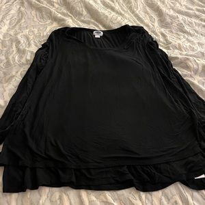 Black long sleeve xxl nursing top